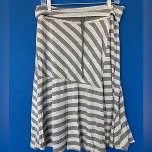 Athleta Gray Striped Women's A-Line Skirt